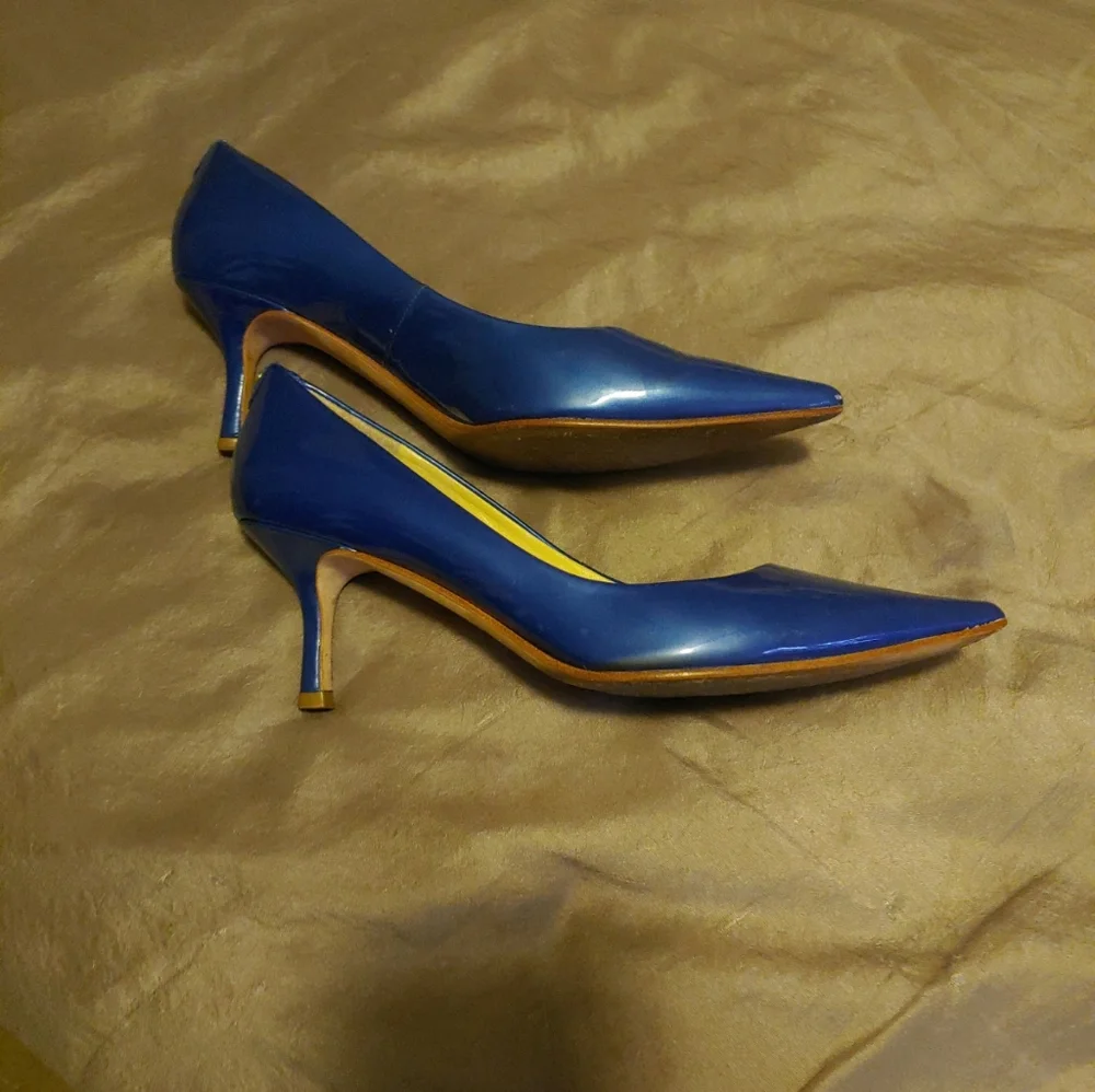 Ivanka Trump Pumps, Sz 9 - Picture 1 of 4